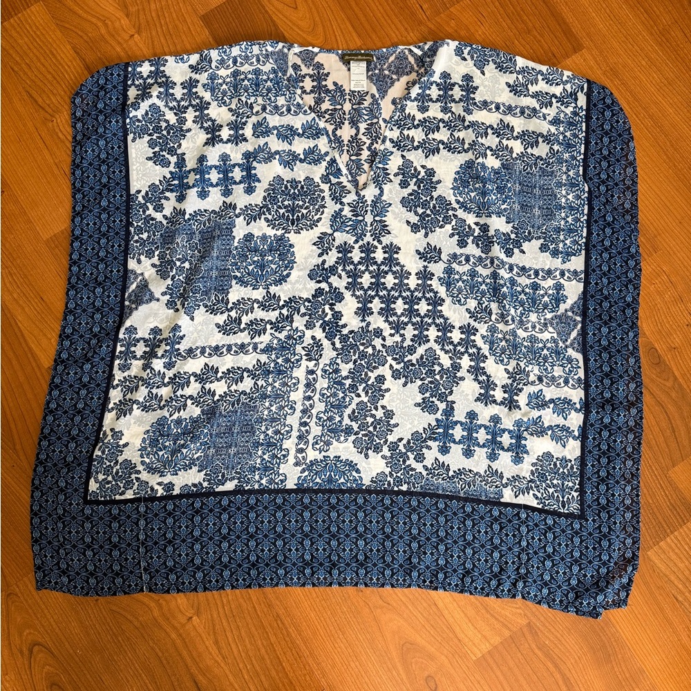Tommy Bahama Blue and White Floral Bathing Suit Cover Up